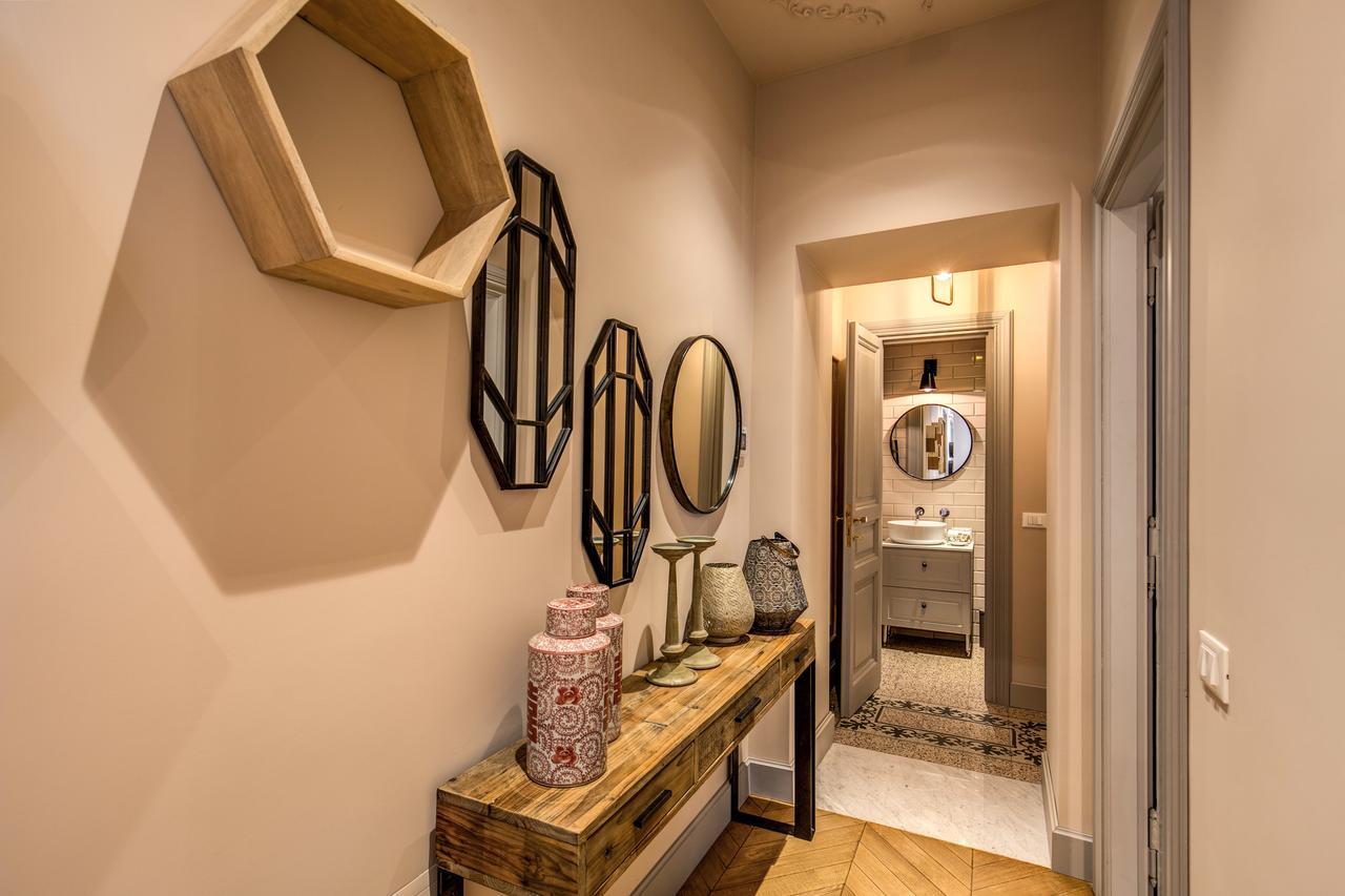 Decharme Apartment With Terrace In Monti Rome Exterior photo