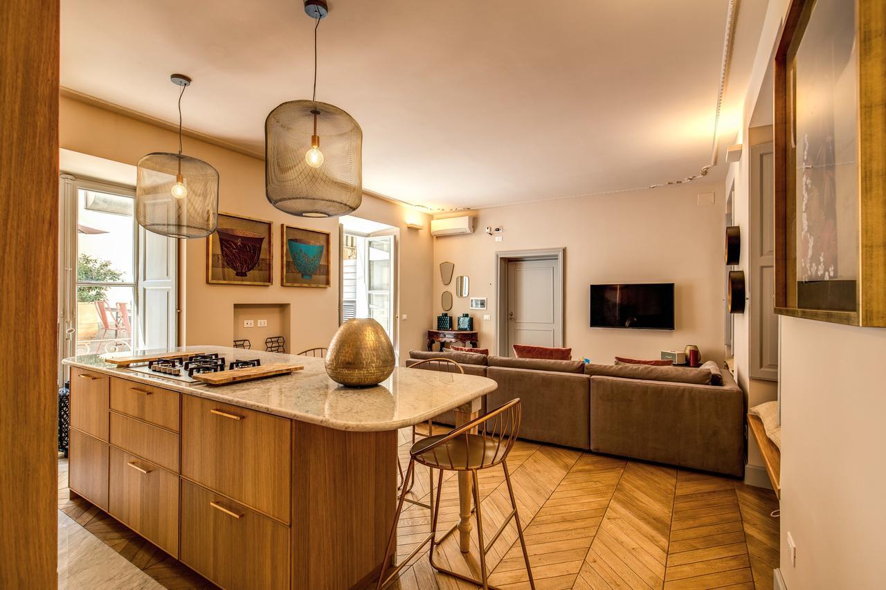 Decharme Apartment With Terrace In Monti Rome Exterior photo